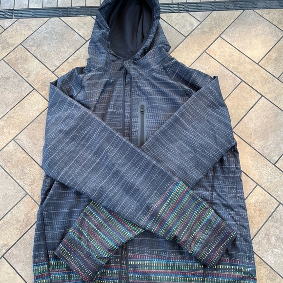 Oakley Windbreaker - Picture 1 of 3